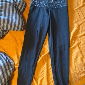 PINK Victoria's Secret Black Leggings with Star-Print Waistband